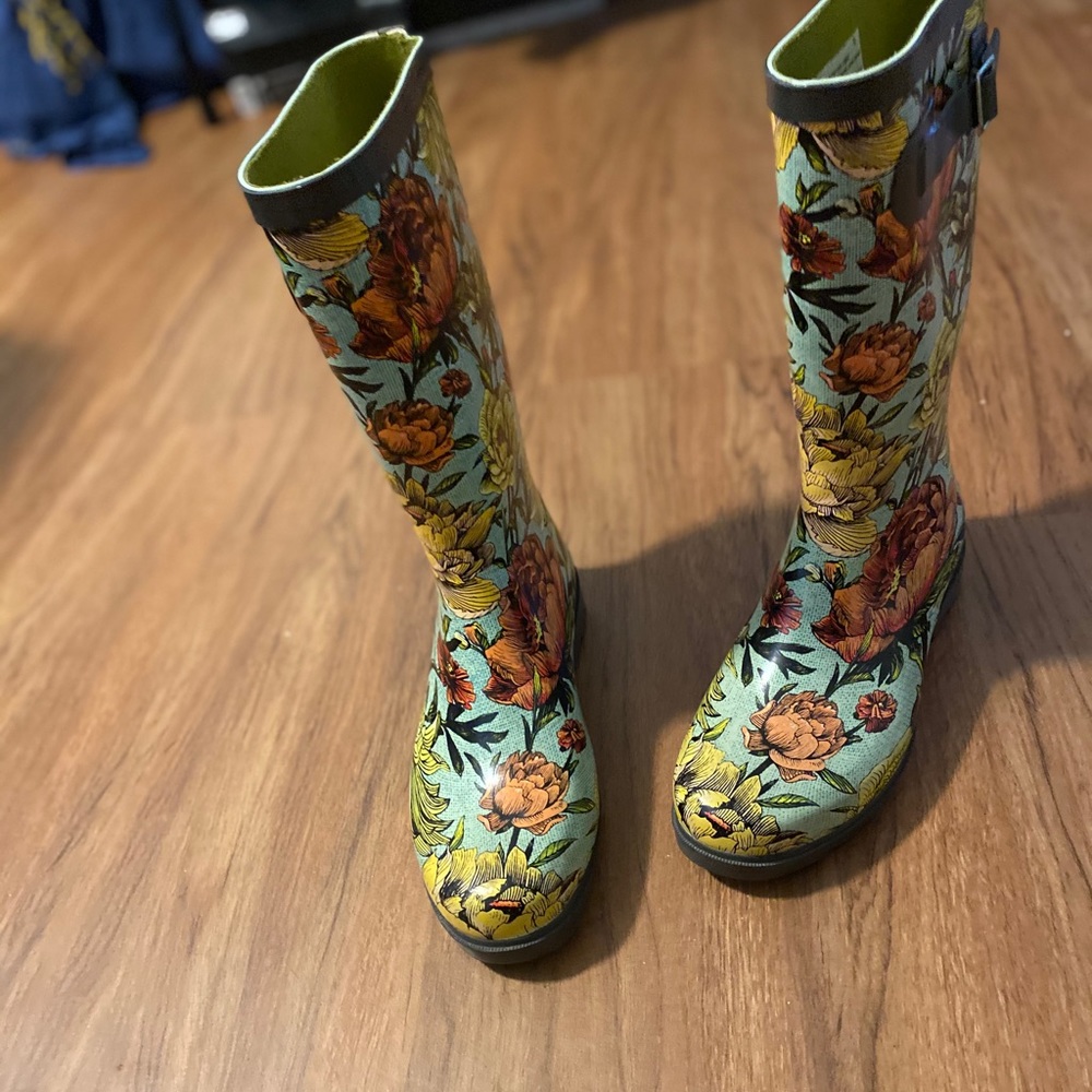 Floral Rain boots - Picture 5 of 5